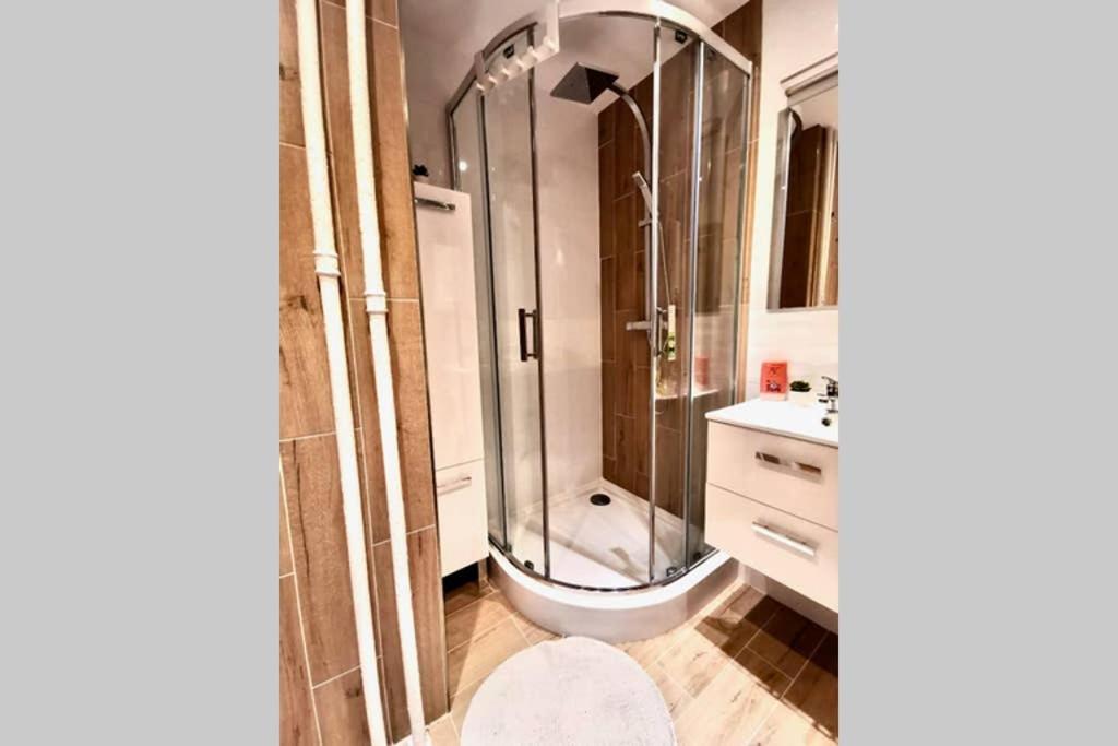 Sunshine Parkside Hideaway - 3 Bedroom - By Upstairs Krakov Exteriér fotografie